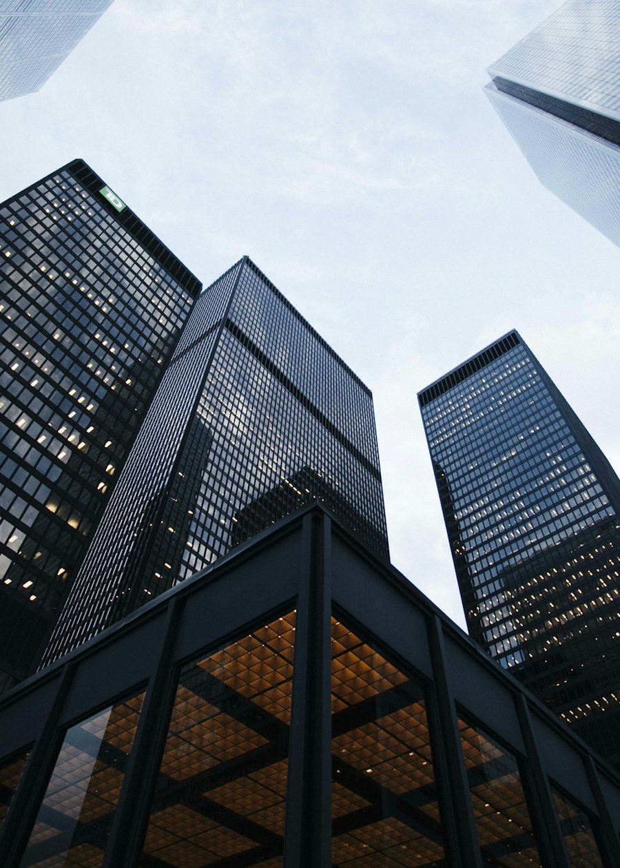 Administrative & Commercial Law